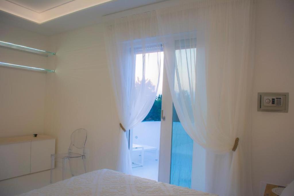 B&B Valentino Luxury Rooms By Salentolimit Porto Cesareo Eksteriør billede