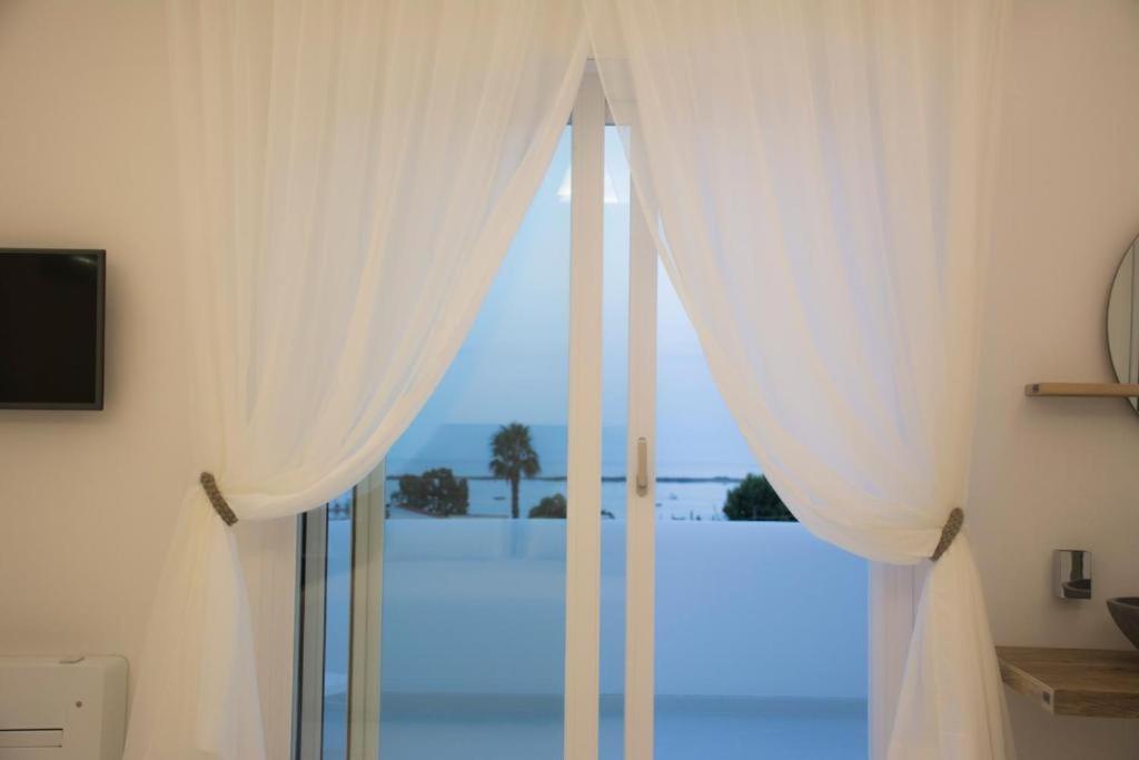 B&B Valentino Luxury Rooms By Salentolimit Porto Cesareo Eksteriør billede